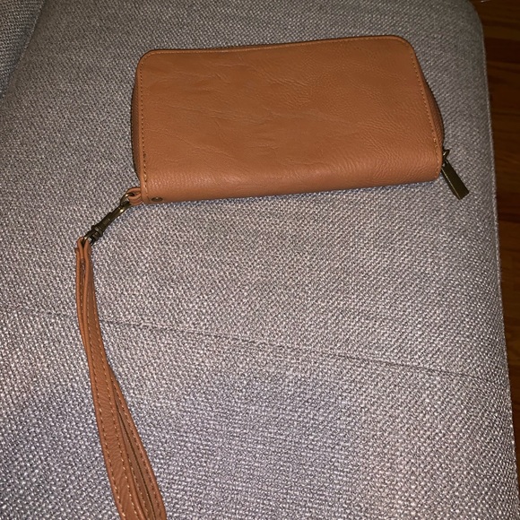 Brown wallet - Picture 1 of 2